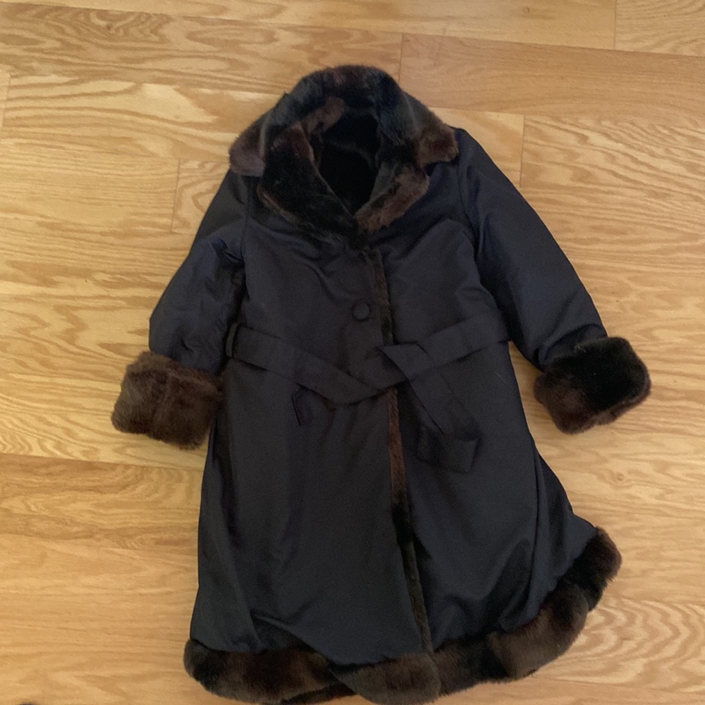 Helena Neiman Marcus Girls Faux Fur reversible coat Size 8
